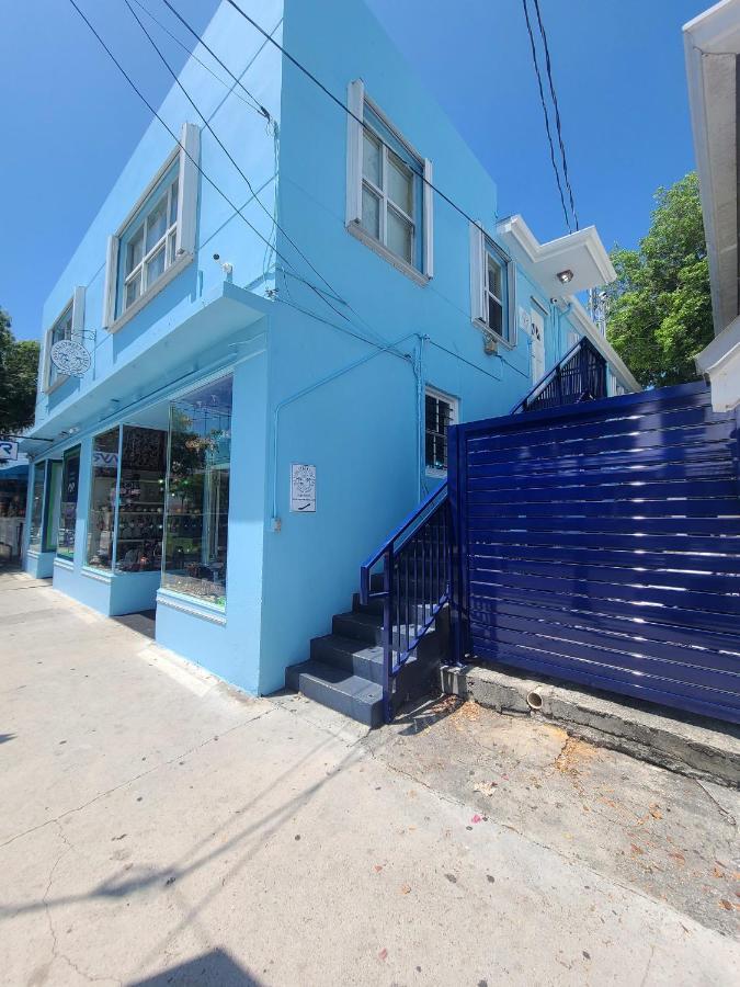 Duval Street Suite With Pool キーウェスト エクステリア 写真