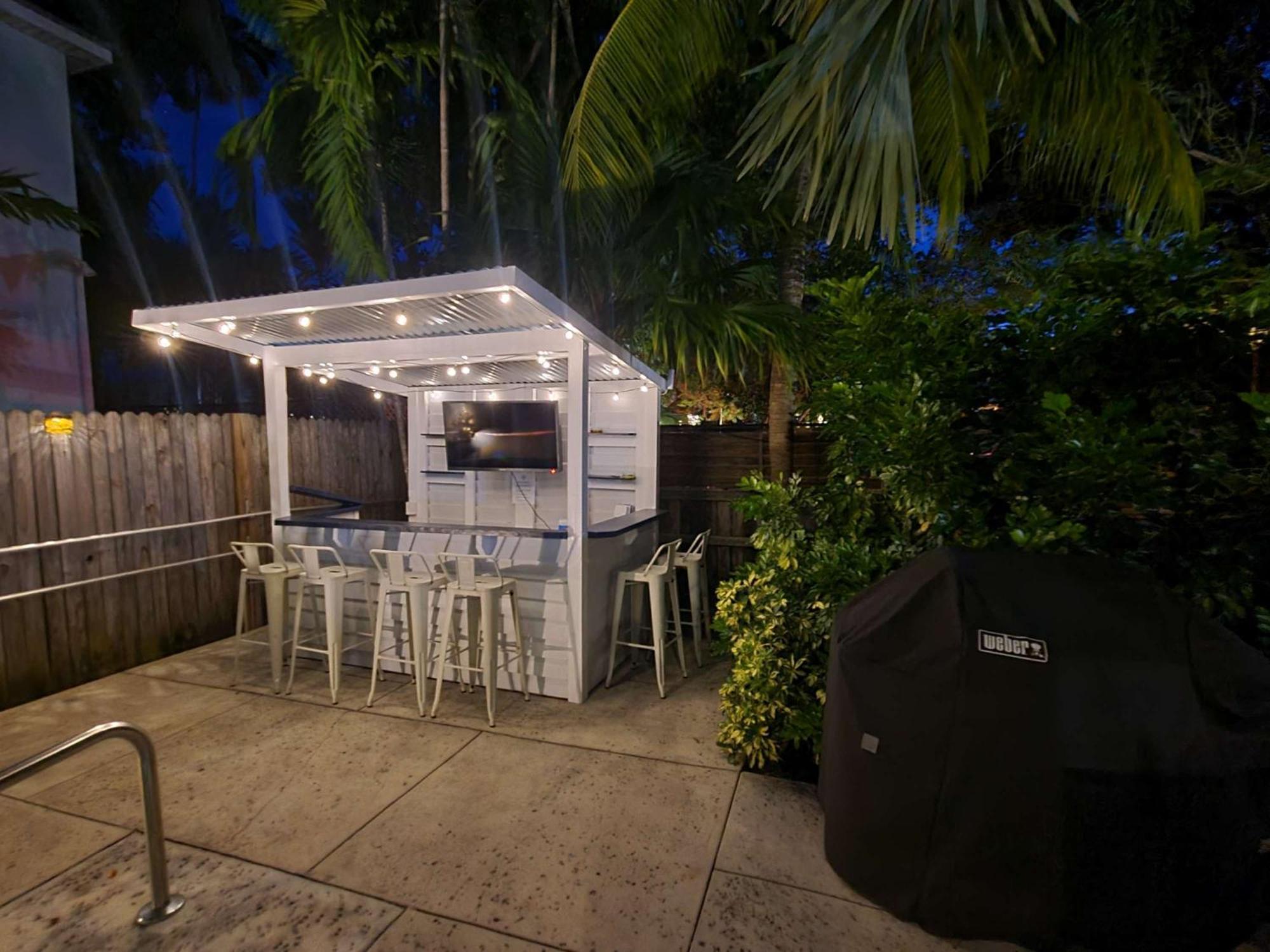 Duval Street Suite With Pool キーウェスト エクステリア 写真